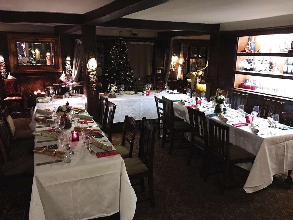 The Lion Hotel Buckden  Zewnętrze zdjęcie