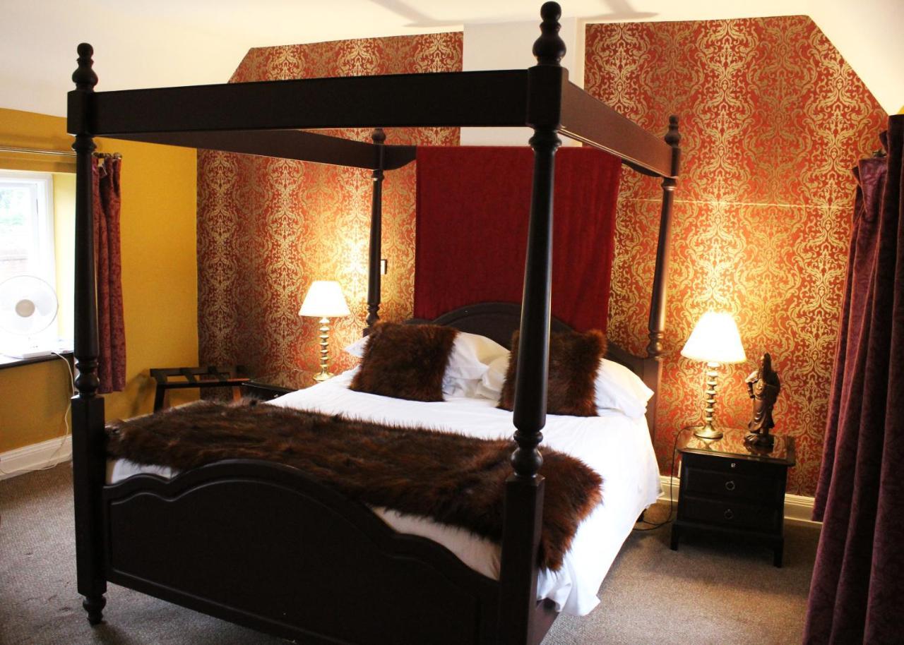 The Lion Hotel Buckden  Zewnętrze zdjęcie