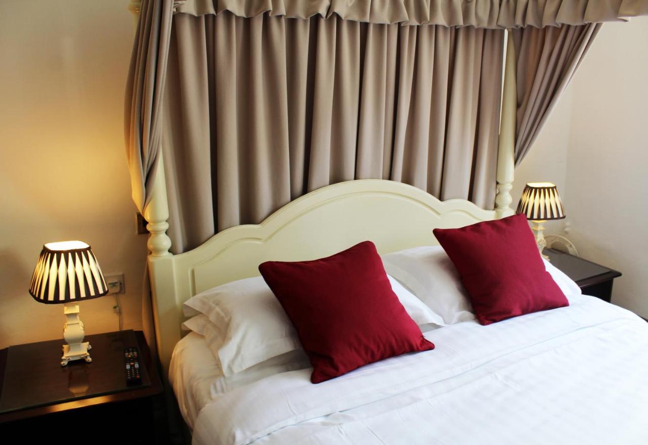 The Lion Hotel Buckden  Zewnętrze zdjęcie